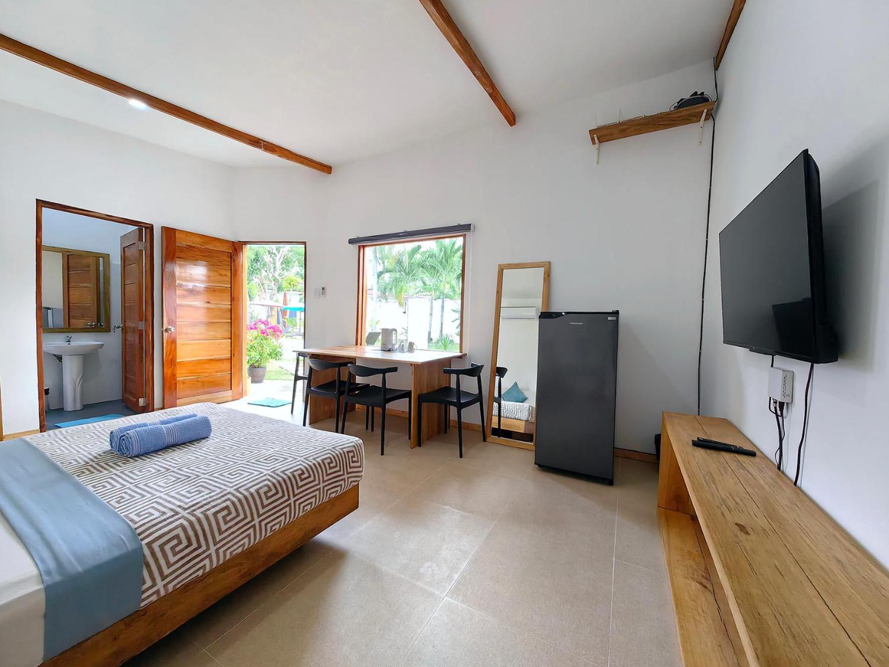 Island World Panglao